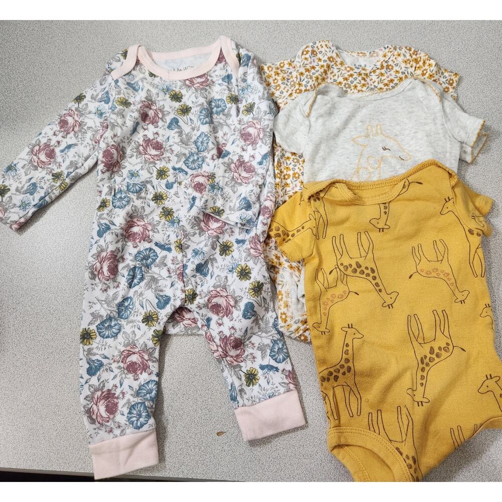 Mixed Lot of Lila & Jack Child of Mine Body Suits 3-6M 5 Pieces Total